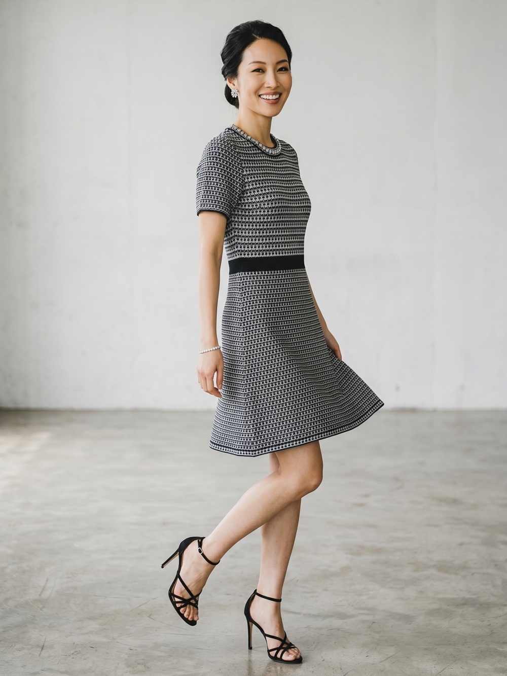 Tory Burch Embellished Tweed dress. Size medium GUC - Picture 1 of 11